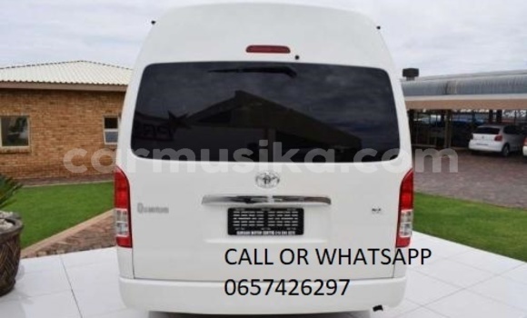 Buy Used Toyota Hiace White Car in Beitbridge in Matabeleland South Buy Used Toyota Hiace White Car in Beitbridge in Matabeleland South