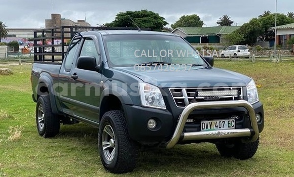 Acheter Occasion Voiture Isuzu KB Marron à Beitbridge, Matabeleland South