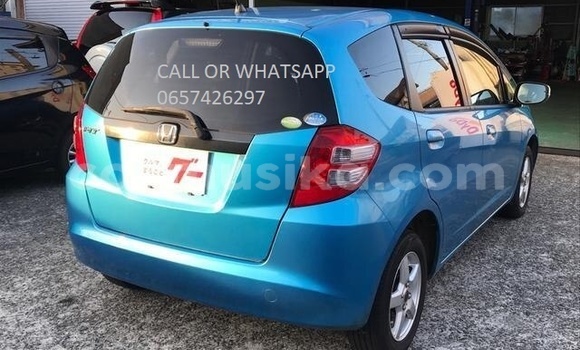 Nunua Ilio tumika Honda Fit Bluu Gari ndani ya Beitbridge nchini Matabeleland Kusini Nunua Ilio tumika Honda Fit Bluu Gari ndani ya Beitbridge nchini Matabeleland Kusini