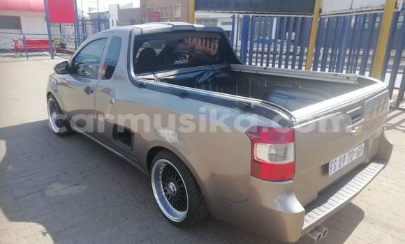 Buy Used Chevrolet S-10 Pickup Beige Car in Beitbridge in Matabeleland South Buy Used Chevrolet S-10 Pickup Beige Car in Beitbridge in Matabeleland South