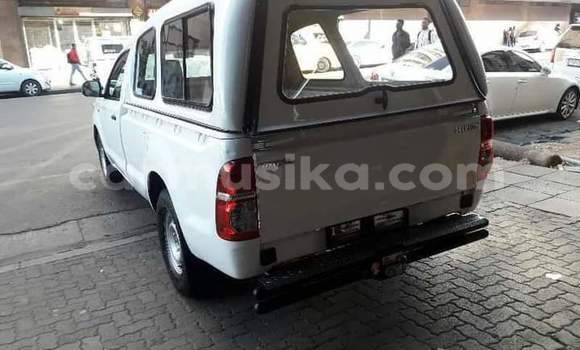 Acheter Occasion Voiture Toyota Hilux Blanc à Beitbridge, Matabeleland South Acheter Occasion Voiture Toyota Hilux Blanc à Beitbridge, Matabeleland South