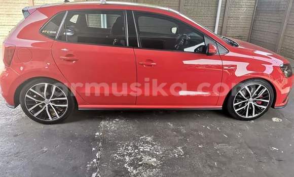 Acheter Occasion Voiture Volkswagen Polo GTI Rouge à Beitbridge, Matabeleland South Acheter Occasion Voiture Volkswagen Polo GTI Rouge à Beitbridge, Matabeleland South