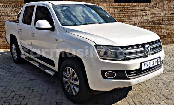 Nunua Ilio tumika Volkswagen Amarok Nyeupe Gari ndani ya Beitbridge nchini Matabeleland Kusini Nunua Ilio tumika Volkswagen Amarok Nyeupe Gari ndani ya Beitbridge nchini Matabeleland Kusini