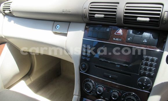 Buy Used Mercedes‒Benz C–Class Other Car in Beitbridge in Matabeleland South Buy Used Mercedes‒Benz C–Class Other Car in Beitbridge in Matabeleland South
