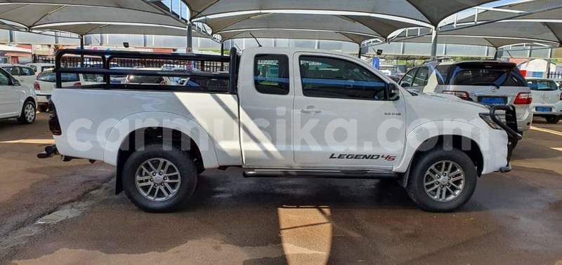 Big with watermark toyota hilux matabeleland south beitbridge 19290