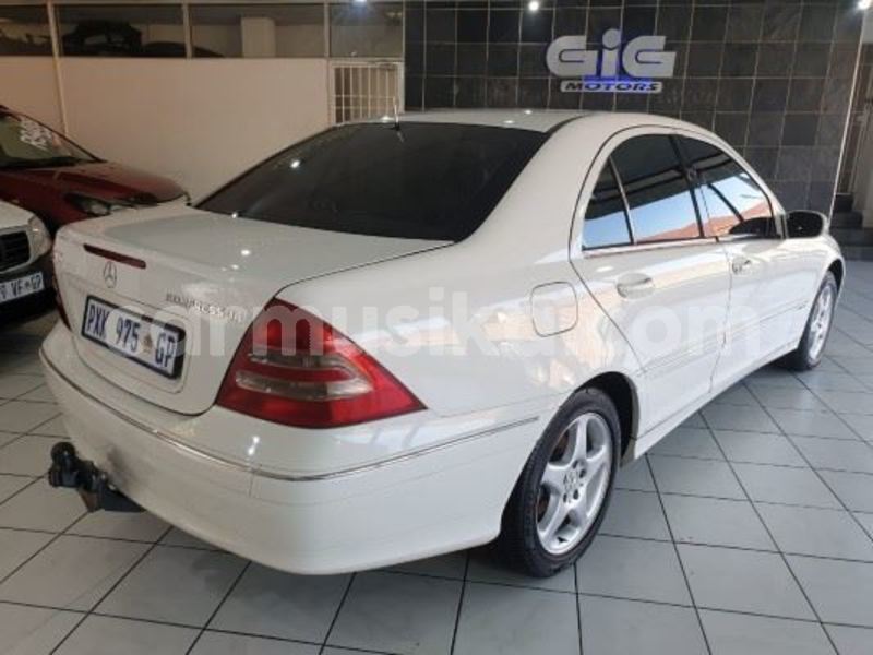 Big with watermark mercedes benz c class matabeleland south beitbridge 19292