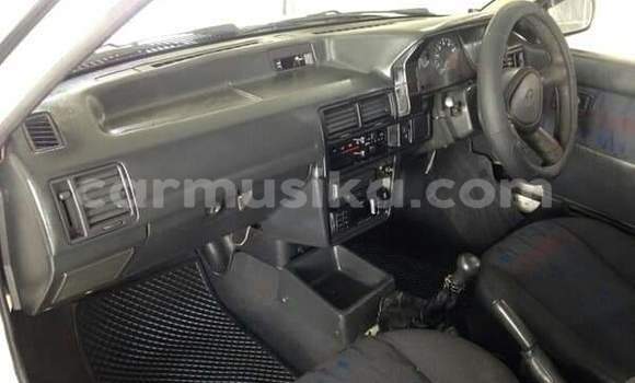 Acheter Occasion Voiture Mazda Revue Blanc à Beitbridge, Matabeleland South Acheter Occasion Voiture Mazda Revue Blanc à Beitbridge, Matabeleland South