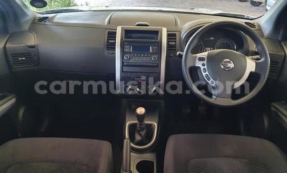 Nunua Ilio tumika Nissan X–Trail Nyeupe Gari ndani ya Beitbridge nchini Matabeleland Kusini Nunua Ilio tumika Nissan X–Trail Nyeupe Gari ndani ya Beitbridge nchini Matabeleland Kusini
