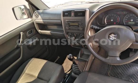 Acheter Occasion Voiture Suzuki Jimny Beige à Beitbridge, Matabeleland South Acheter Occasion Voiture Suzuki Jimny Beige à Beitbridge, Matabeleland South