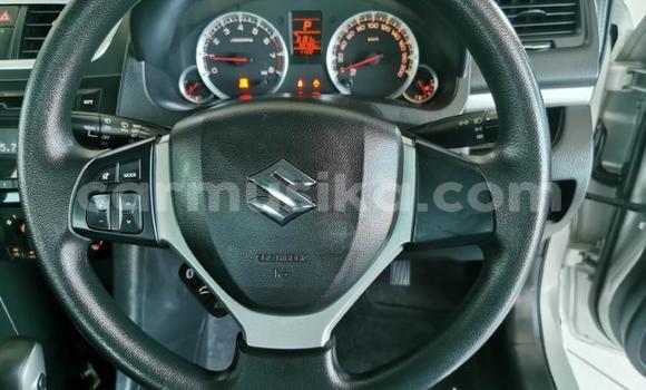 Nunua Ilio tumika Suzuki Swift Fedha Gari ndani ya Beitbridge nchini Matabeleland Kusini Nunua Ilio tumika Suzuki Swift Fedha Gari ndani ya Beitbridge nchini Matabeleland Kusini