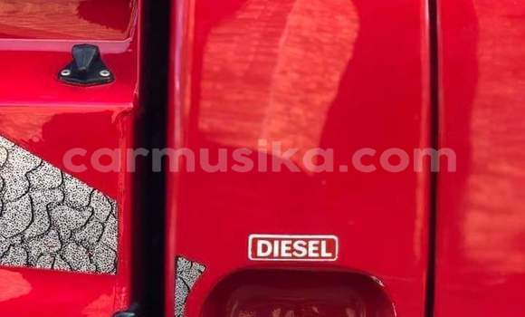 Nunua Ilio tumika Toyota Hilux Nyekundu Gari ndani ya Beitbridge nchini Matabeleland Kusini Nunua Ilio tumika Toyota Hilux Nyekundu Gari ndani ya Beitbridge nchini Matabeleland Kusini