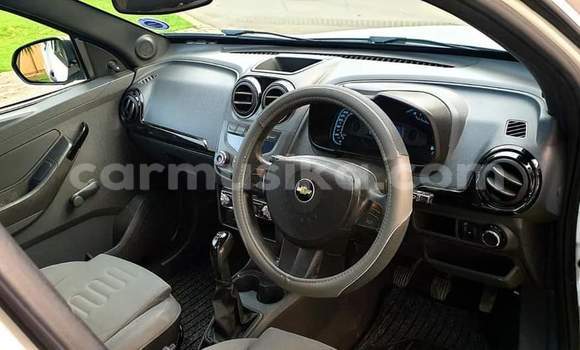 Acheter Occasion Voiture Chevrolet Uplander Blanc à Beitbridge, Matabeleland South Acheter Occasion Voiture Chevrolet Uplander Blanc à Beitbridge, Matabeleland South