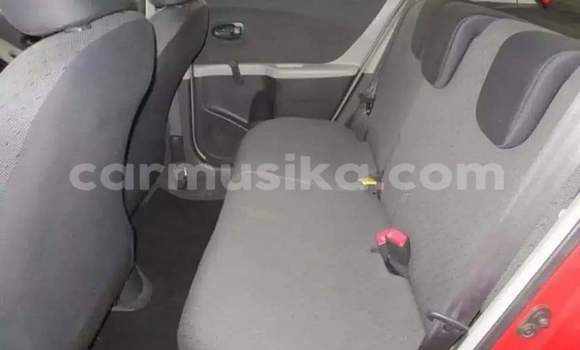 Acheter Occasion Voiture Toyota Yaris Rouge à Beitbridge, Matabeleland South Acheter Occasion Voiture Toyota Yaris Rouge à Beitbridge, Matabeleland South