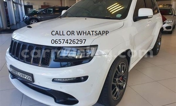 Tenga Tsaru Jeep Grand Cherokee SRT8 Chena Mota in Beitbridge in Matabeleland South Tenga Tsaru Jeep Grand Cherokee SRT8 Chena Mota in Beitbridge in Matabeleland South