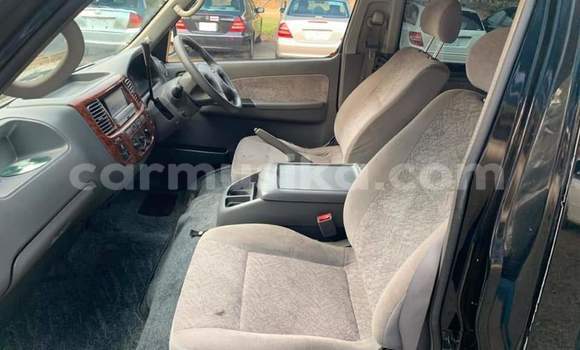 Nunua Ilio tumika Nissan Caravan Nyeusi Gari ndani ya Beitbridge nchini Matabeleland Kusini Nunua Ilio tumika Nissan Caravan Nyeusi Gari ndani ya Beitbridge nchini Matabeleland Kusini