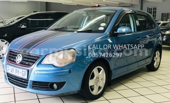 Buy Used Volkswagen Polo Blue Car in Beitbridge in Matabeleland South