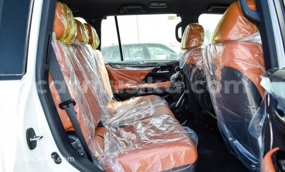 Tenga Imported Lexus LX Chena Mota in Import - Dubai in Harare Tenga Imported Lexus LX Chena Mota in Import - Dubai in Harare