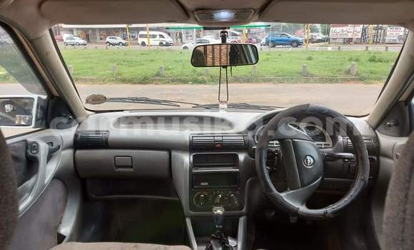 Acheter Occasion Voiture Opel Astra Blanc à Beitbridge, Matabeleland South Acheter Occasion Voiture Opel Astra Blanc à Beitbridge, Matabeleland South