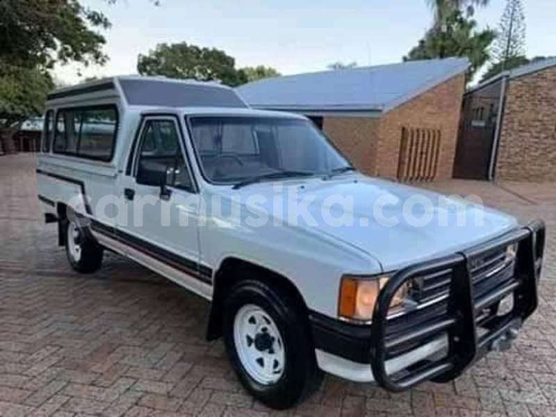 Big with watermark toyota hilux matabeleland south beitbridge 19341