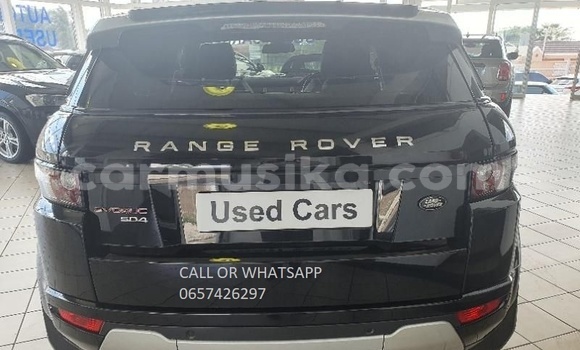 Nunua Ilio tumika Land Rover Range Rover Evoque Nyeusi Gari ndani ya Beitbridge nchini Matabeleland Kusini Nunua Ilio tumika Land Rover Range Rover Evoque Nyeusi Gari ndani ya Beitbridge nchini Matabeleland Kusini