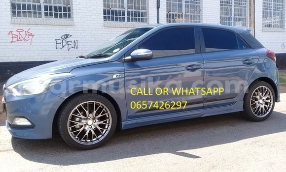 Buy Used Hyundai i20 Blue Car in Beitbridge in Matabeleland South