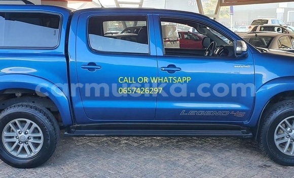 Buy Used Toyota Hilux Blue Car in Beitbridge in Matabeleland South Buy Used Toyota Hilux Blue Car in Beitbridge in Matabeleland South