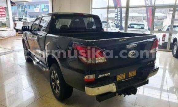 Acheter Occasion Voiture Mazda BT-50 Bleu à Beitbridge, Matabeleland South Acheter Occasion Voiture Mazda BT-50 Bleu à Beitbridge, Matabeleland South