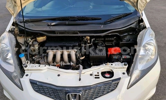 Nunua Ilio tumika Honda Jazz Nyeupe Gari ndani ya Beitbridge nchini Matabeleland Kusini Nunua Ilio tumika Honda Jazz Nyeupe Gari ndani ya Beitbridge nchini Matabeleland Kusini