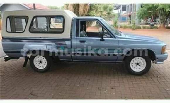 Nunua Ilio tumika Toyota Hilux Nyeupe Gari ndani ya Beitbridge nchini Matabeleland Kusini