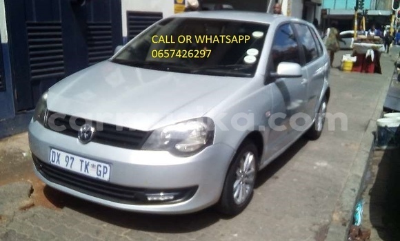 Acheter Occasion Voiture Volkswagen Polo Gris à Beitbridge, Matabeleland South