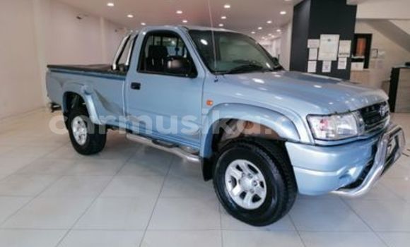 Tenga Tsaru Toyota Hilux Bhuruu Mota in Beitbridge in Matabeleland South Tenga Tsaru Toyota Hilux Bhuruu Mota in Beitbridge in Matabeleland South