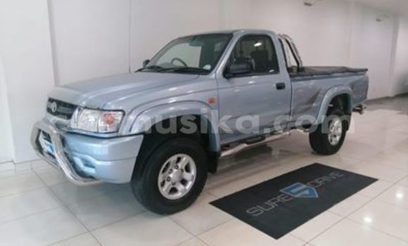 Tenga Tsaru Toyota Hilux Bhuruu Mota in Beitbridge in Matabeleland South Tenga Tsaru Toyota Hilux Bhuruu Mota in Beitbridge in Matabeleland South