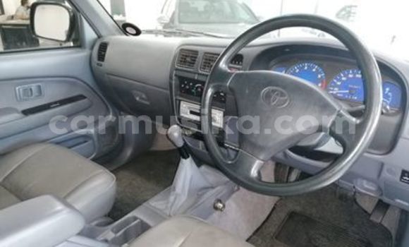 Tenga Tsaru Toyota Hilux Bhuruu Mota in Beitbridge in Matabeleland South Tenga Tsaru Toyota Hilux Bhuruu Mota in Beitbridge in Matabeleland South