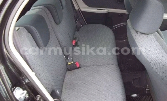 Nunua Ilio tumika Toyota Yaris Nyeusi Gari ndani ya Beitbridge nchini Matabeleland Kusini Nunua Ilio tumika Toyota Yaris Nyeusi Gari ndani ya Beitbridge nchini Matabeleland Kusini