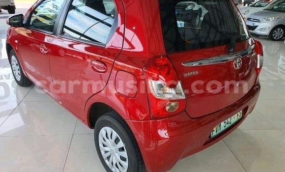 Acheter Occasion Voiture Toyota Etios Rouge à Beitbridge, Matabeleland South Acheter Occasion Voiture Toyota Etios Rouge à Beitbridge, Matabeleland South