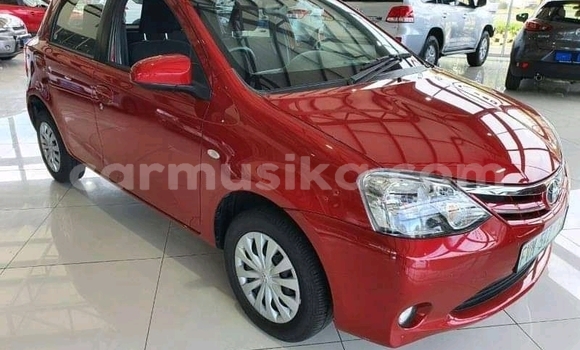 Acheter Occasion Voiture Toyota Etios Rouge à Beitbridge, Matabeleland South Acheter Occasion Voiture Toyota Etios Rouge à Beitbridge, Matabeleland South