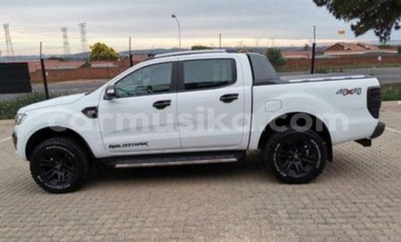 Acheter Occasion Voiture Ford Ranger Blanc à Beitbridge, Matabeleland South Acheter Occasion Voiture Ford Ranger Blanc à Beitbridge, Matabeleland South