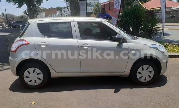 Tenga Tsaru Suzuki Swift Zvimwe Mota in Beitbridge in Matabeleland South