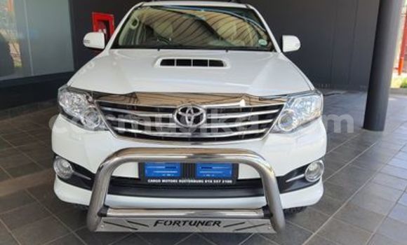 Tenga Tsaru Toyota Fortuner Chena Mota in Beitbridge in Matabeleland South Tenga Tsaru Toyota Fortuner Chena Mota in Beitbridge in Matabeleland South
