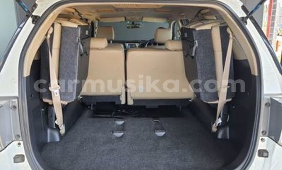 Tenga Tsaru Toyota Fortuner Chena Mota in Beitbridge in Matabeleland South Tenga Tsaru Toyota Fortuner Chena Mota in Beitbridge in Matabeleland South