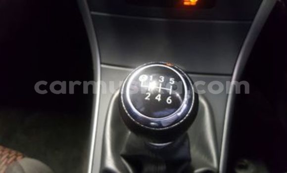 Nunua Ilio tumika Toyota Corolla Fedha Gari ndani ya Beitbridge nchini Matabeleland Kusini Nunua Ilio tumika Toyota Corolla Fedha Gari ndani ya Beitbridge nchini Matabeleland Kusini