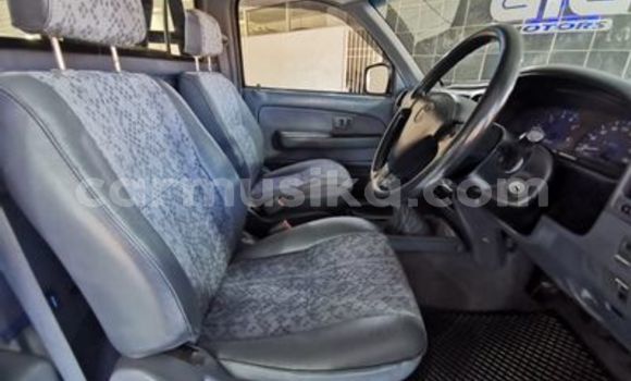 Acheter Occasion Voiture Toyota Hilux Bleu à Beitbridge, Matabeleland South Acheter Occasion Voiture Toyota Hilux Bleu à Beitbridge, Matabeleland South