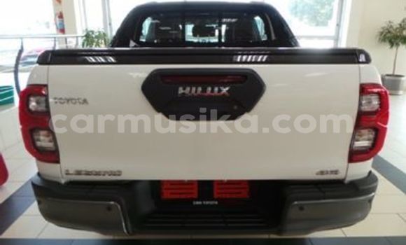 Acheter Occasion Voiture Toyota Hilux Blanc à Beitbridge, Matabeleland South Acheter Occasion Voiture Toyota Hilux Blanc à Beitbridge, Matabeleland South