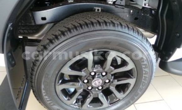 Acheter Occasion Voiture Toyota Hilux Blanc à Beitbridge, Matabeleland South Acheter Occasion Voiture Toyota Hilux Blanc à Beitbridge, Matabeleland South