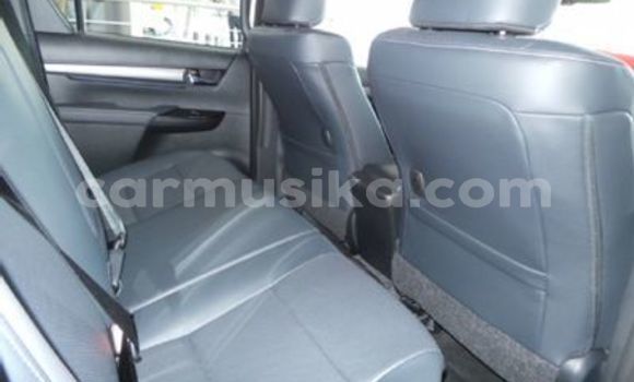 Acheter Occasion Voiture Toyota Hilux Blanc à Beitbridge, Matabeleland South Acheter Occasion Voiture Toyota Hilux Blanc à Beitbridge, Matabeleland South