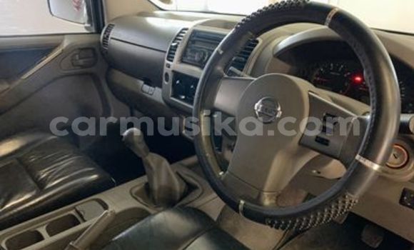 Acheter Occasion Voiture Nissan Navara Gris à Beitbridge, Matabeleland South Acheter Occasion Voiture Nissan Navara Gris à Beitbridge, Matabeleland South