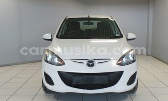 Acheter Occasion Voiture Mazda 2 Blanc à Beitbridge, Matabeleland South Acheter Occasion Voiture Mazda 2 Blanc à Beitbridge, Matabeleland South