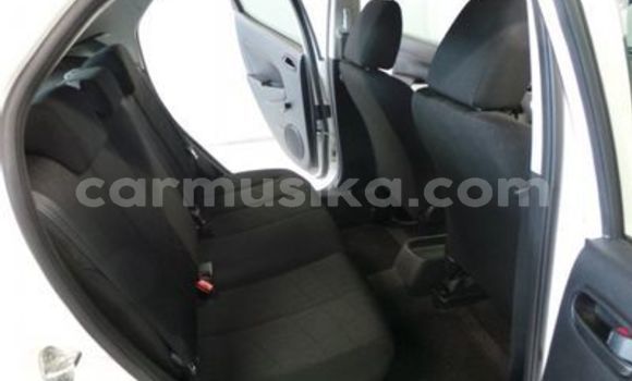 Acheter Occasion Voiture Mazda 2 Blanc à Beitbridge, Matabeleland South Acheter Occasion Voiture Mazda 2 Blanc à Beitbridge, Matabeleland South