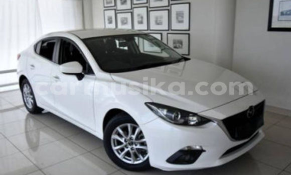 Acheter Occasion Voiture Mazda 3 Blanc à Beitbridge, Matabeleland South Acheter Occasion Voiture Mazda 3 Blanc à Beitbridge, Matabeleland South