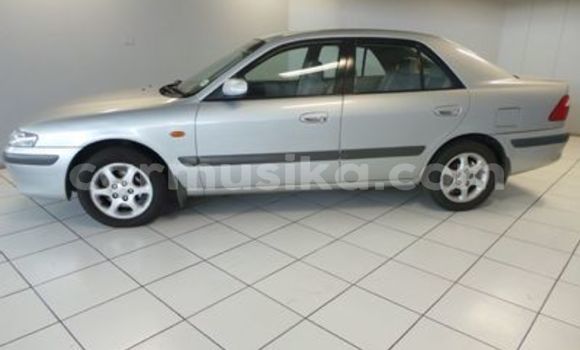 Acheter Occasion Voiture Mazda 626 Gris à Beitbridge, Matabeleland South Acheter Occasion Voiture Mazda 626 Gris à Beitbridge, Matabeleland South